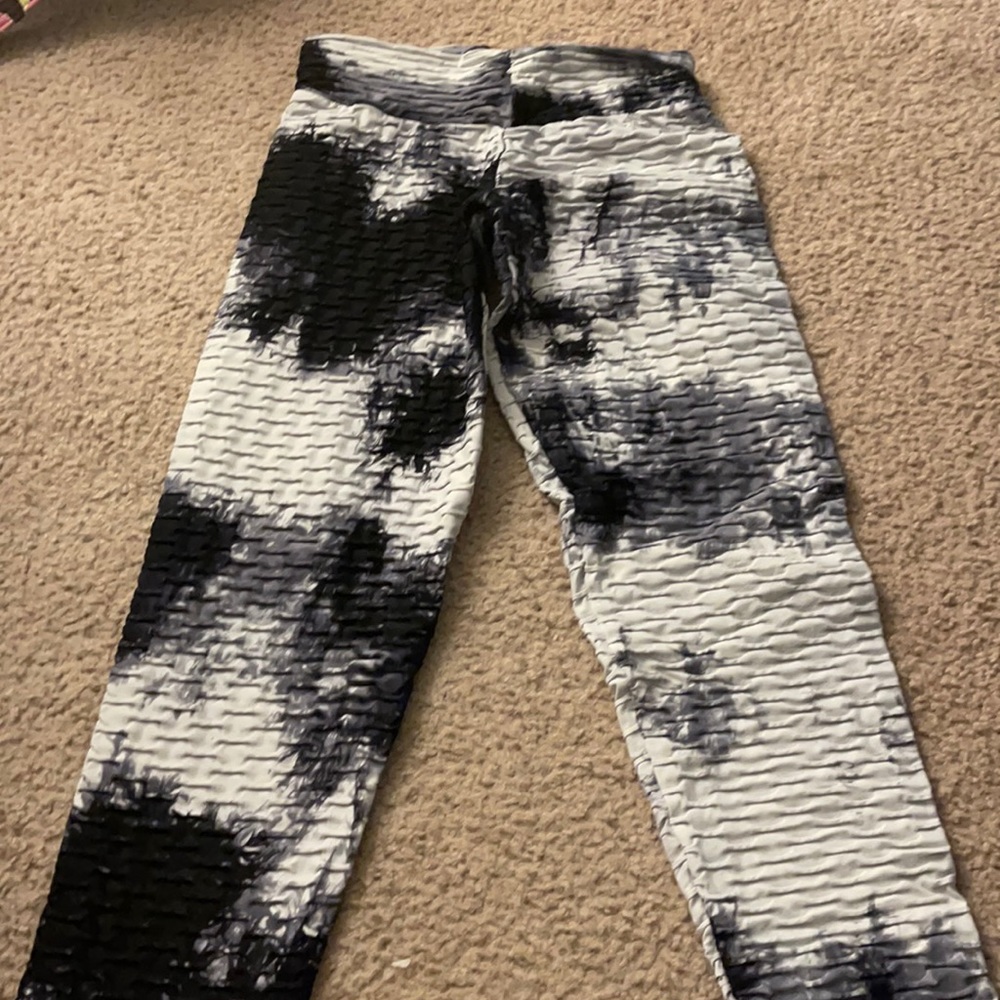 Booty by brabants chrome tie dye pants!